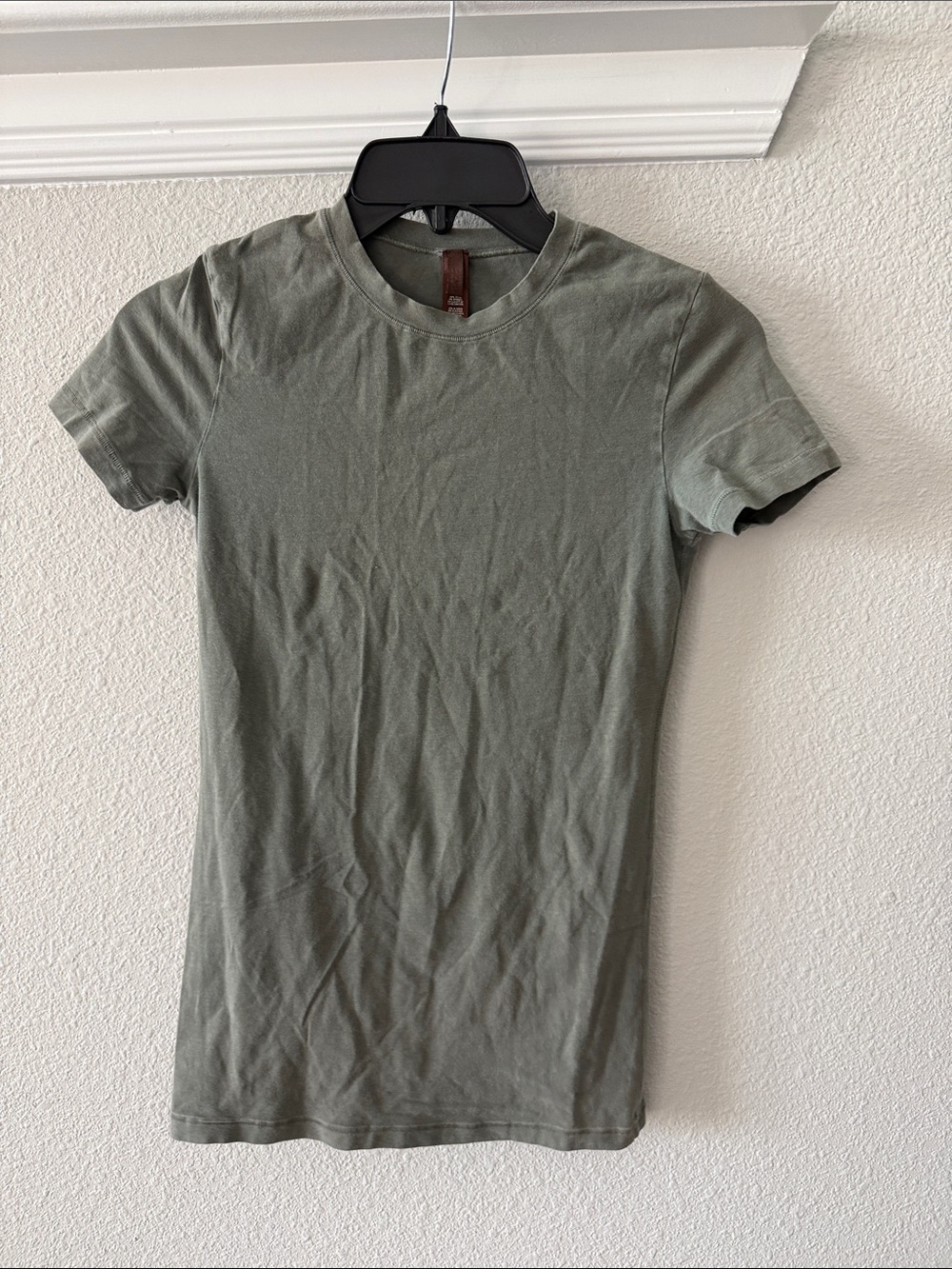Skims Women’s T Shirt Sage Green Size XS